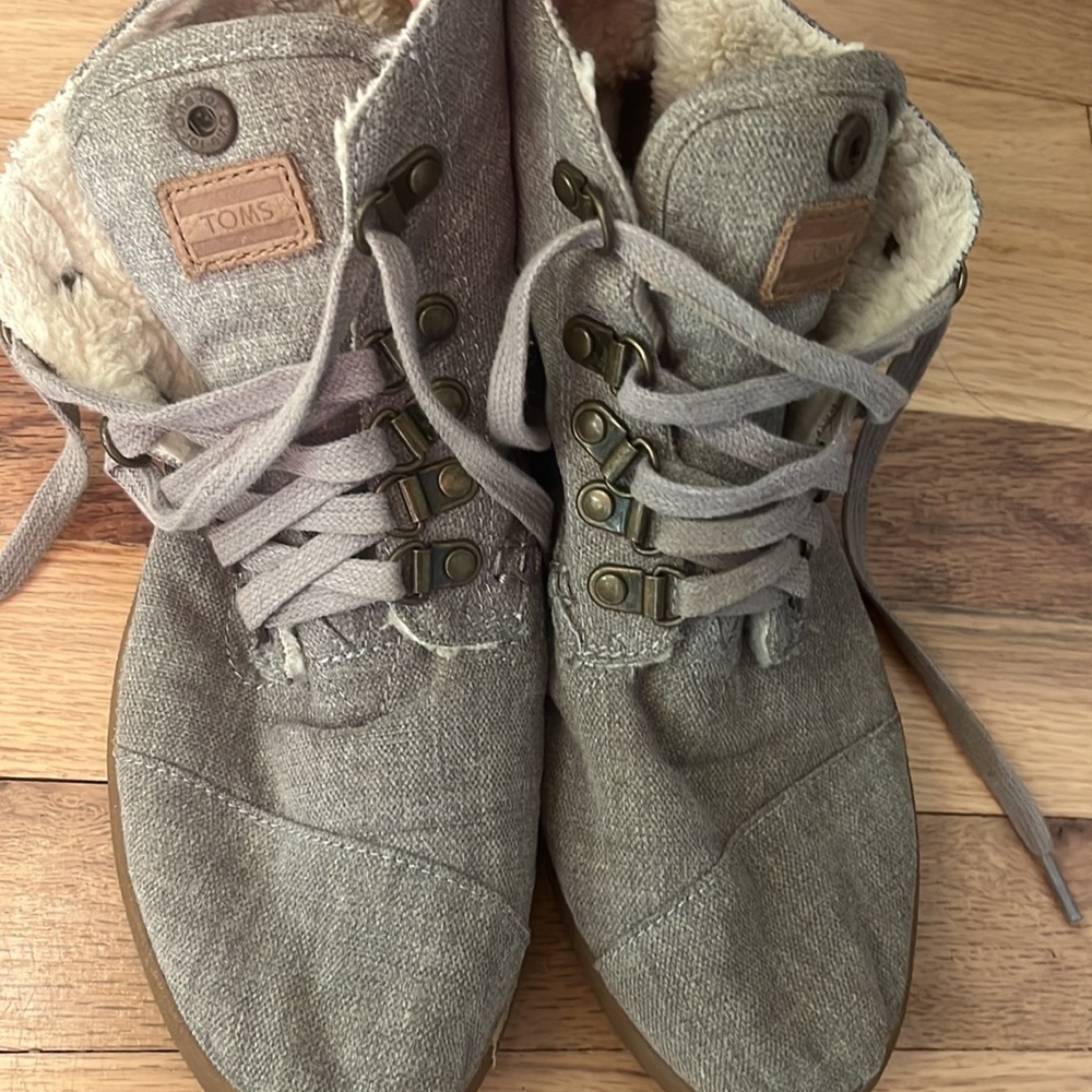 Tom’s Fold Down Lined Boots